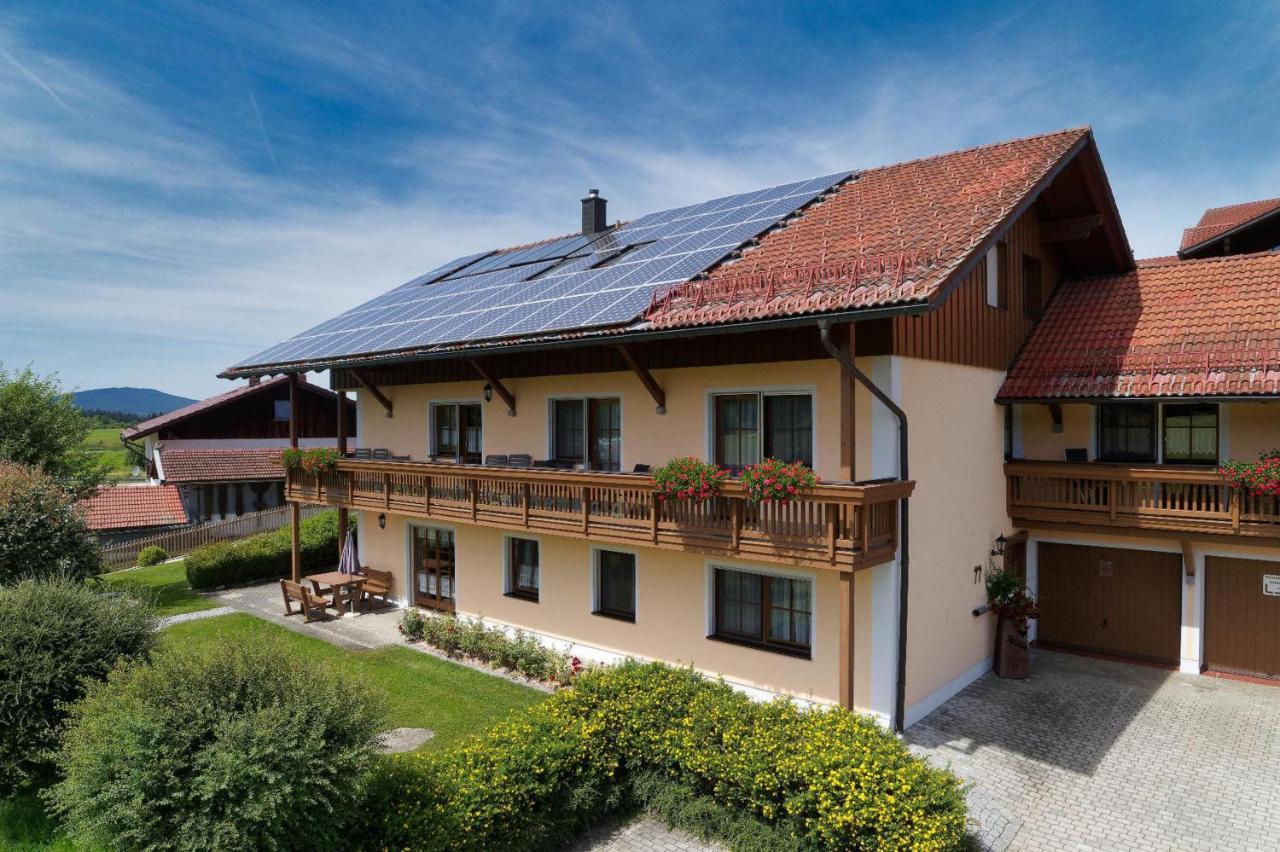 Ferienwohnungen Holzferienhaeuser Leithenwald Цвизель Экстерьер фото